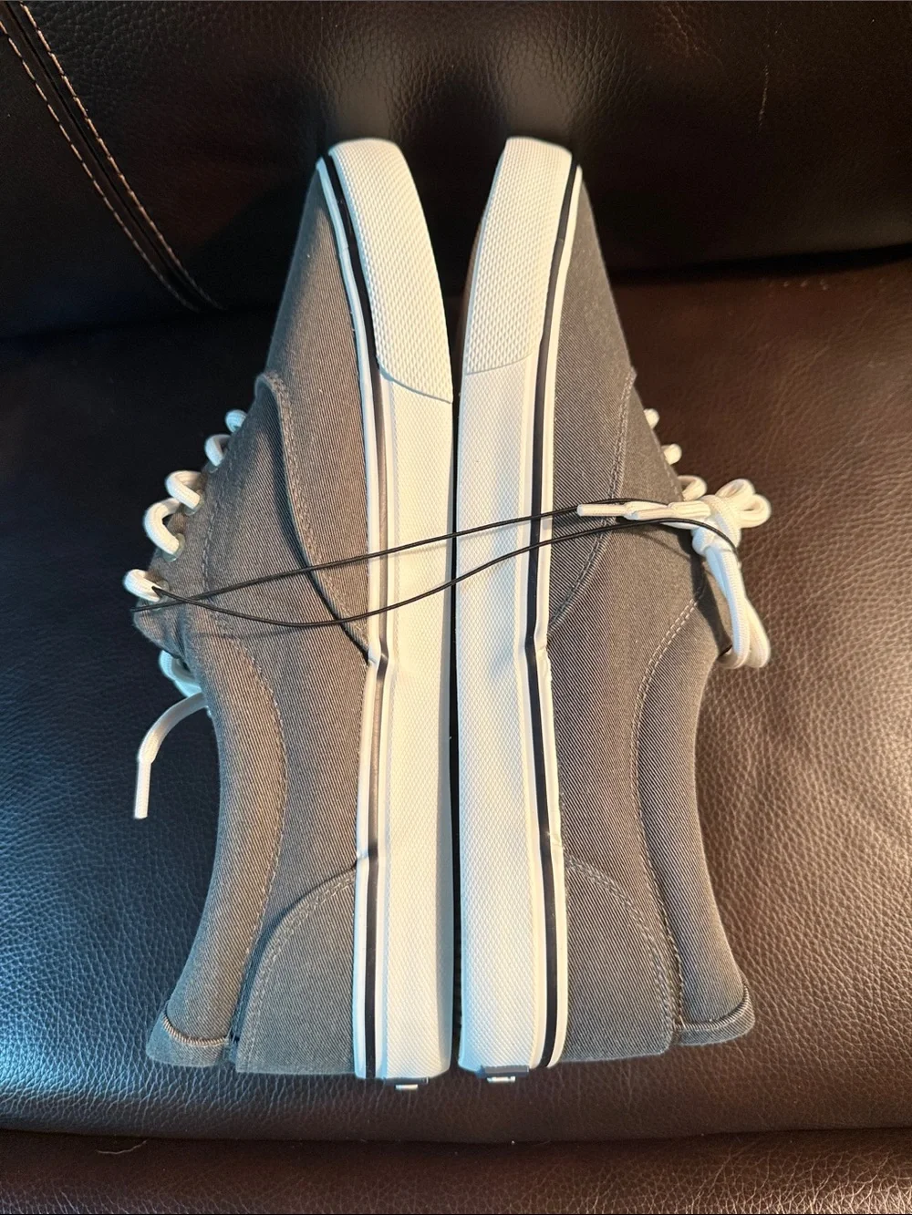Izod Rangley Gray Canvas Low-Top Lace-Up Sneakers